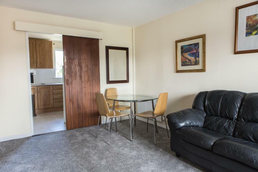 Apartment 31 Hampton Drive