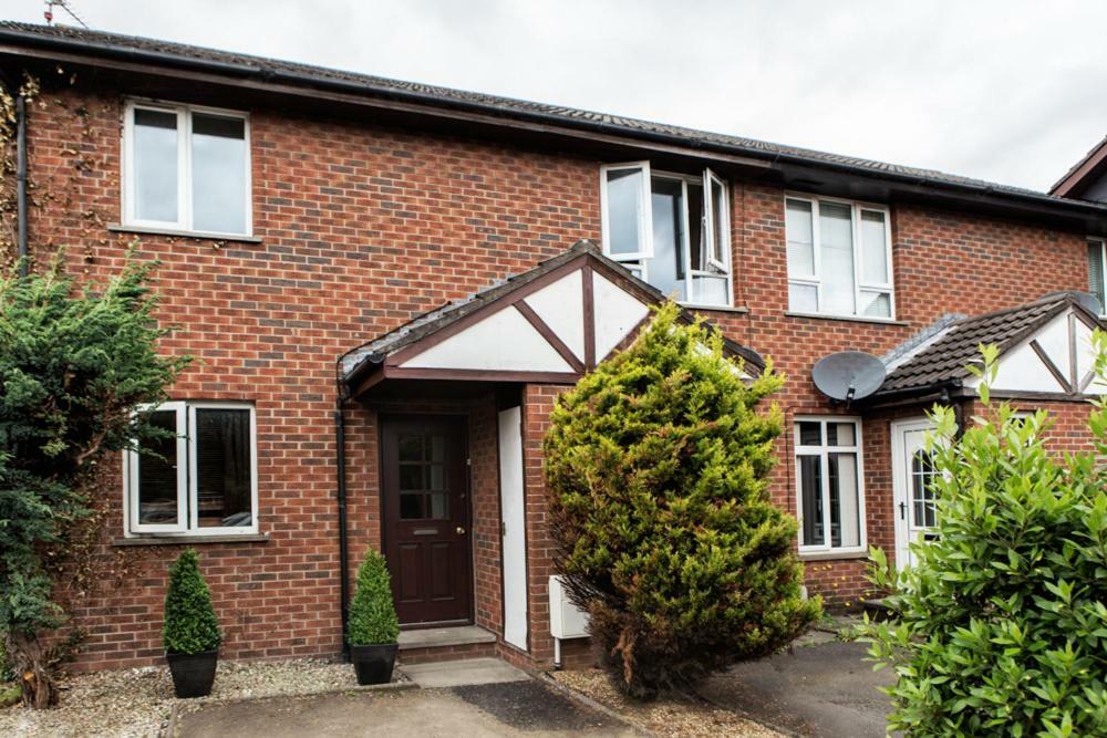Apartment 31 Hampton Drive