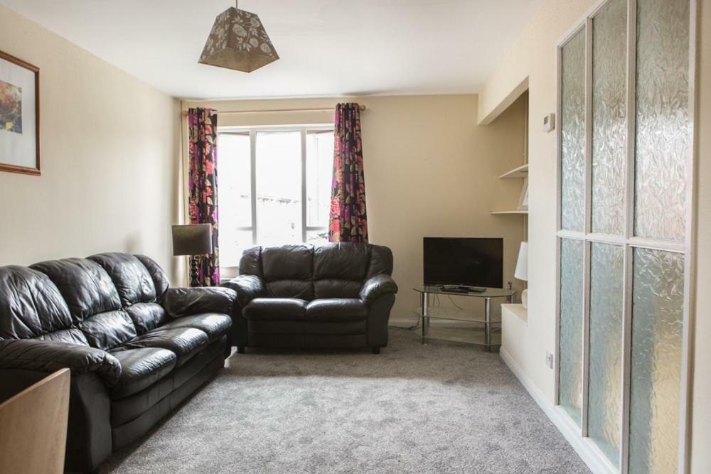 Apartment 31 Hampton Drive
