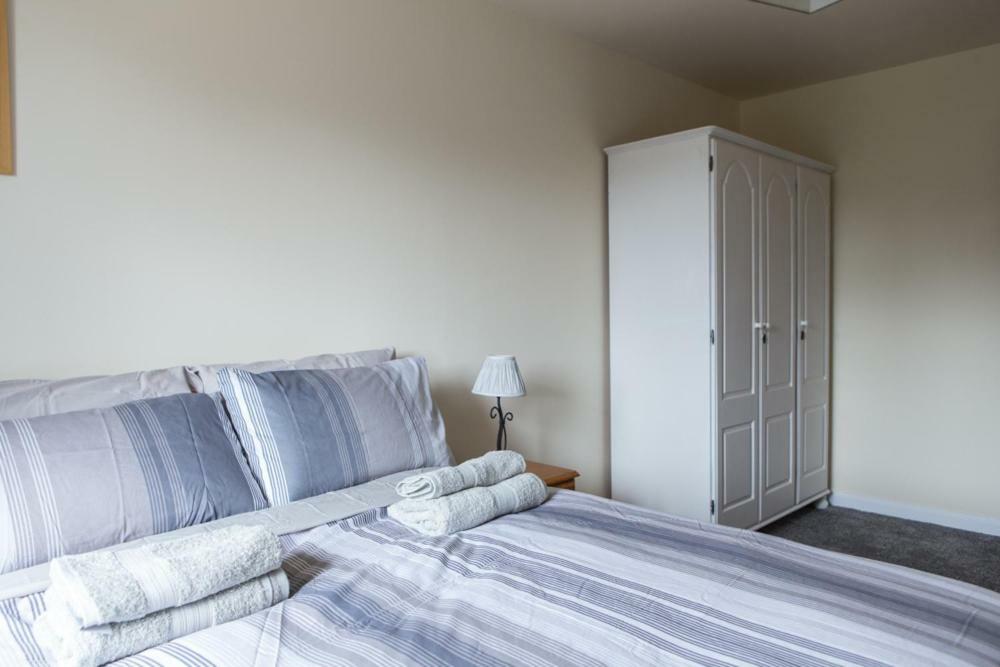 31 Hampton Drive * Belfast